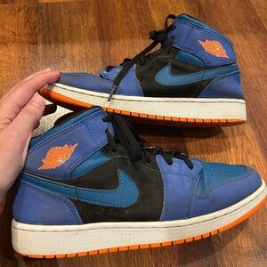 Air Jordan 1 mid grade school size 6.5 racer blue green abyss and black
